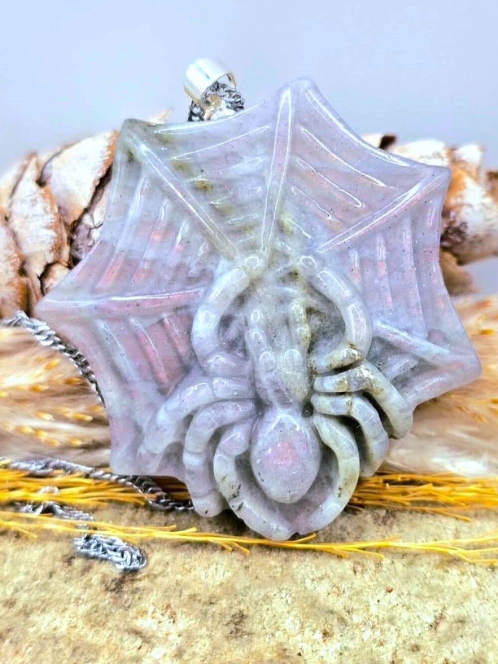 Nature Labradorite Carved Flashy Spider On Web Pendant Necklace